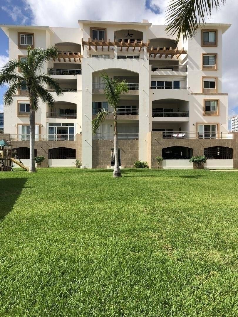 Departamento 2-101 en zona hotelera de Cancún.